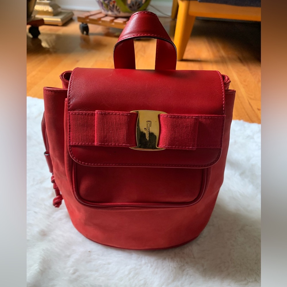 Small red bag pack